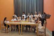 اجرای گروهی هنرجویان کلاس موسیقی برای والدین در مرکز فرهنگی هنری شماره یک بندرعباس