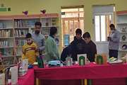 گزارش تصویری/بازدید بیش از ۶۰ کودک اوتیسم از نمایشگاه کتاب‌های حسی‌ـ‌لمسی در کانون فراگیر بندرعباس