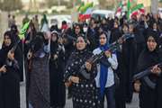 بیعت مادرانه با رهبر در بندر جاسک